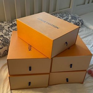 Louis Vuitton box + shoe bag